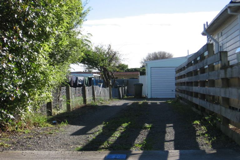 Photo of property in 8a Fairs Road, Milson, Palmerston North, 4414