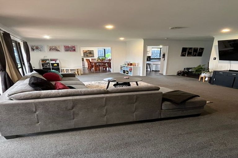 Photo of property in 44 Ayrshire Drive, Grandview Heights, Hamilton, 3200