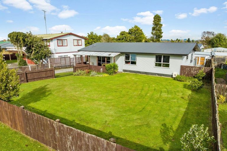 Photo of property in 36 Pohutukawa Drive, Tokoroa, 3420