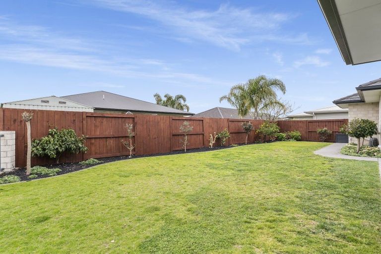 Photo of property in 133 The Boulevard, Papamoa Beach, Papamoa, 3118