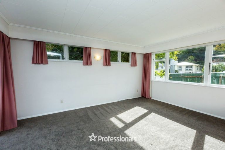 Photo of property in 56 Thomas Street, Stokes Valley, Lower Hutt, 5019