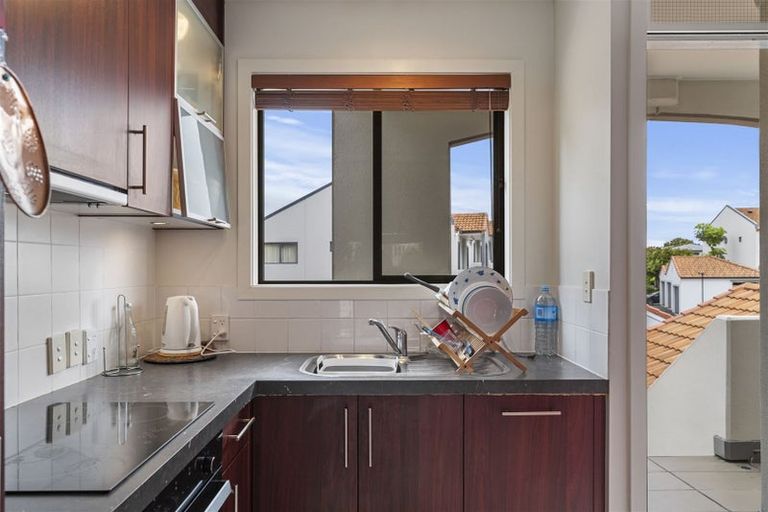 Photo of property in 39/21 Armoy Drive, East Tamaki, Auckland, 2016