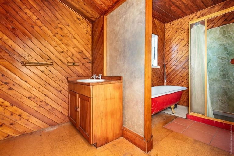 Photo of property in 172 Shaw Avenue, New Brighton, Christchurch, 8083