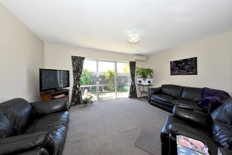 Photo of property in 3/76 Nursery Road, Phillipstown, Christchurch, 8011