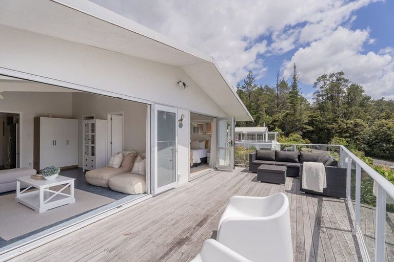 Photo of property in 58 Hinemoa Terrace, Tairua, 3508