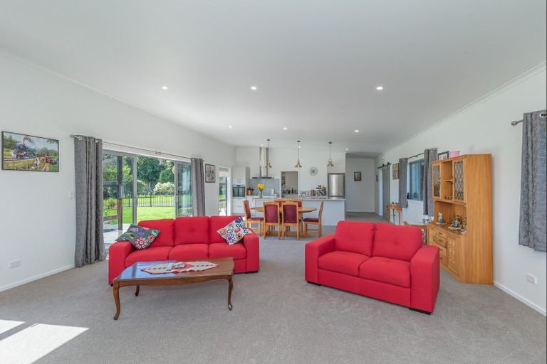 Photo of property in 116 Gladstone Road, Levin, 5571