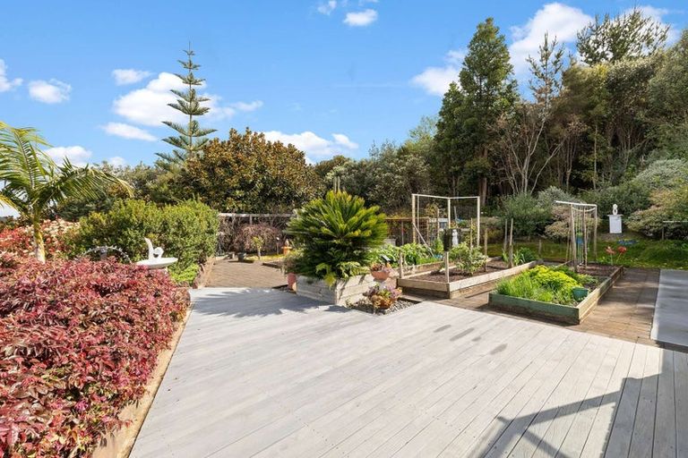 Photo of property in 263 Kanohi Road, Kaukapakapa, 0873