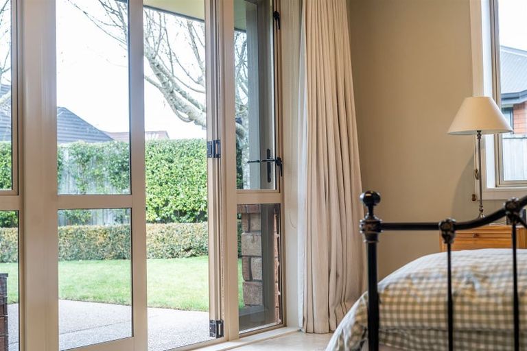 Photo of property in 14 The Peninsula, Huntington, Hamilton, 3210