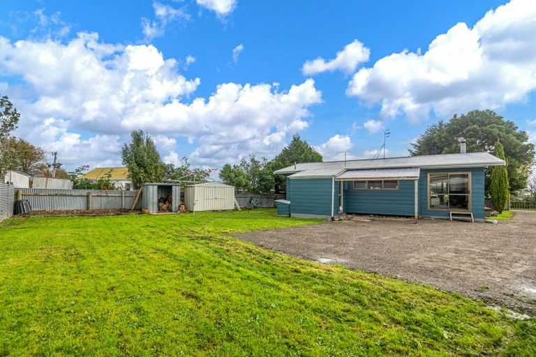 Photo of property in 32 Rata Street, Tokomaru, Palmerston North, 4474