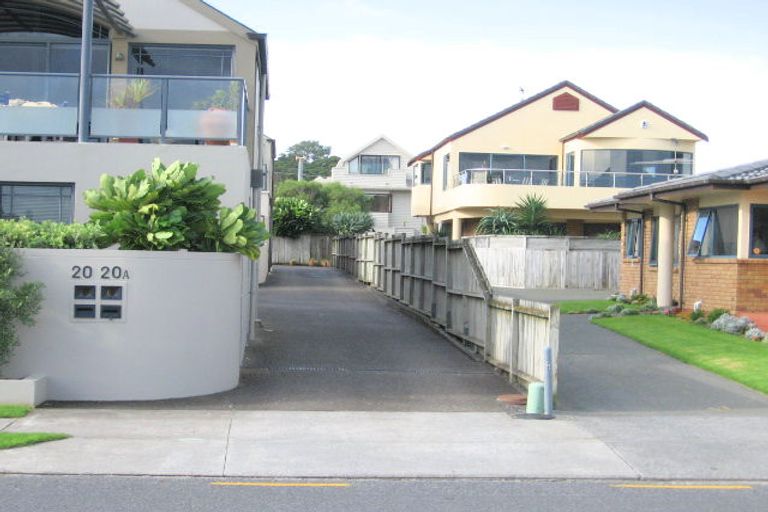 Photo of property in 1/20 The Parade, Bucklands Beach, Auckland, 2012