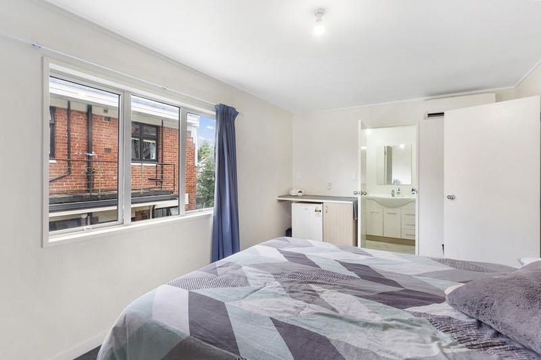 Photo of property in 7 Pitt Street, North Dunedin, Dunedin, 9016