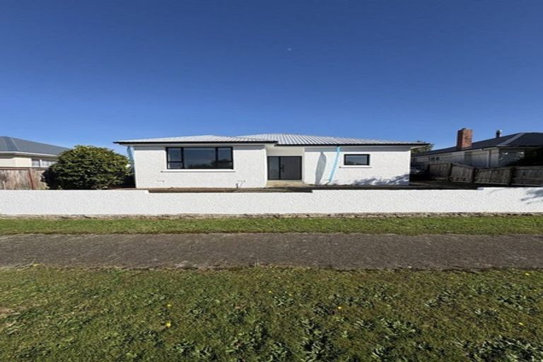 Photo of property in 11 Dyson Street, Strathern, Invercargill, 9812