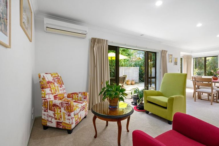 Photo of property in 13a Shaw Street, Leamington, Cambridge, 3432