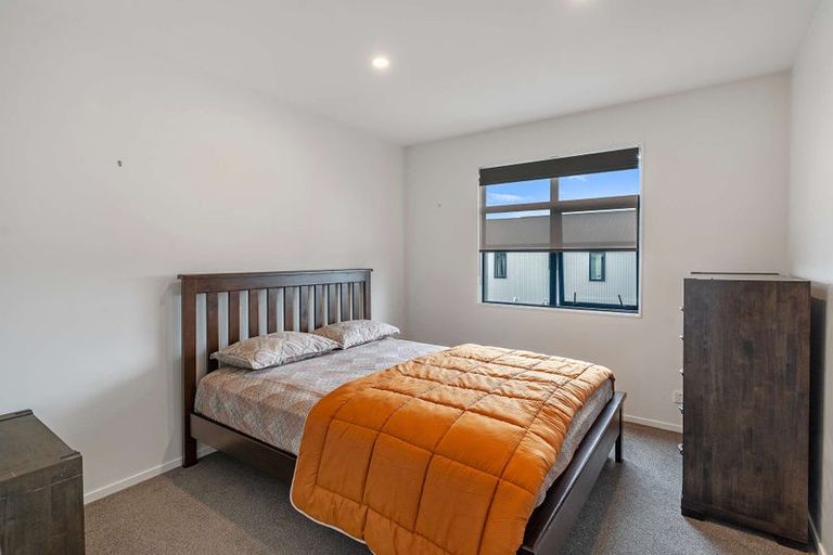 Photo of property in 21 Alliance Lane, Papakura, 2110