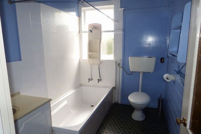 Photo of property in 9 Bignell Street, Gonville, Whanganui, 4501