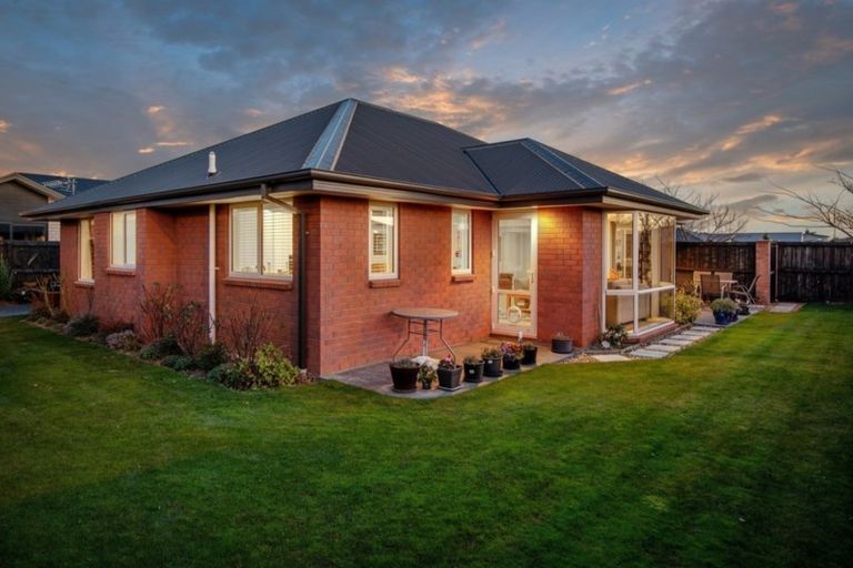 Photo of property in 28 Mcdermott Place, Halswell, Christchurch, 8025