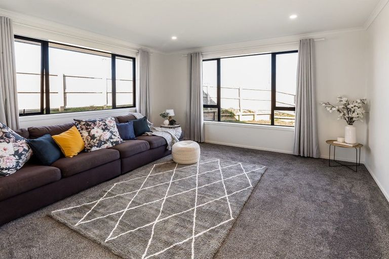 Photo of property in 79 Murray Ward Drive, Te Kauwhata, 3710