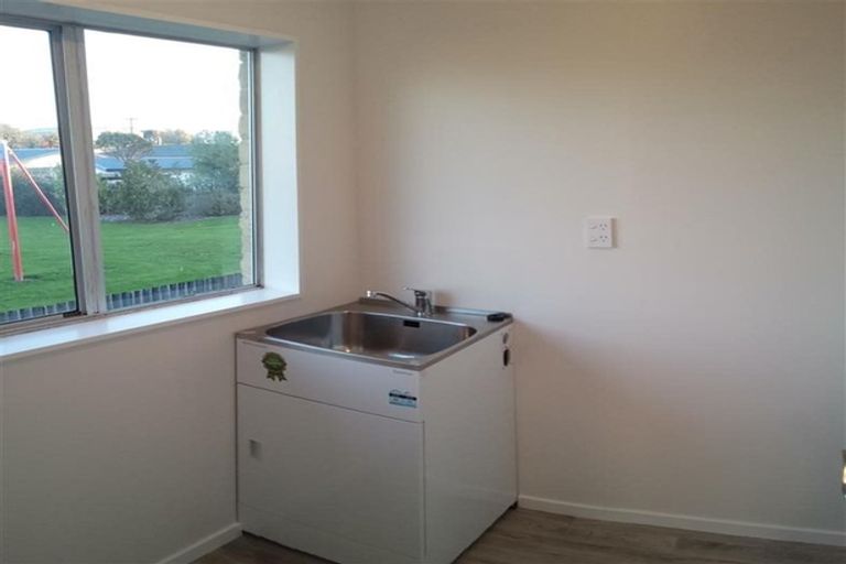 Photo of property in 8 O'byrne Street, Waikiwi, Invercargill, 9810