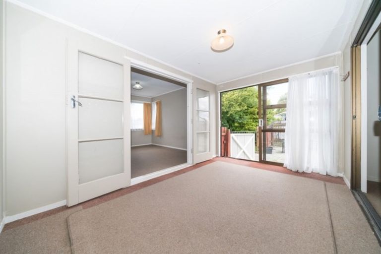 Photo of property in 57 Tararua Terrace, Cloverlea, Palmerston North, 4412