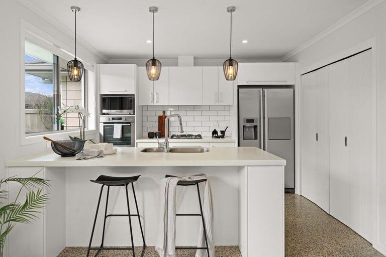 Photo of property in 3 Kamahi Crescent, Papamoa Beach, Papamoa, 3118