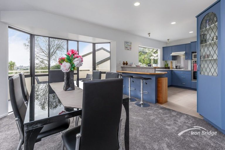 Photo of property in 1/3 Albany Highway, Unsworth Heights, Auckland, 0632