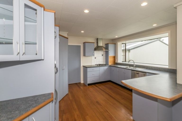 Photo of property in 31 Gladstone Road, Woodend, 7610