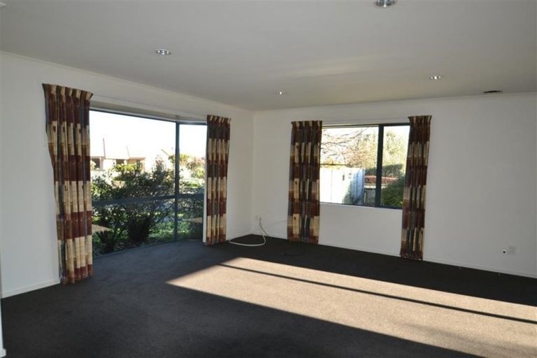 Photo of property in 8 Monaco View, Stoke, Nelson, 7011