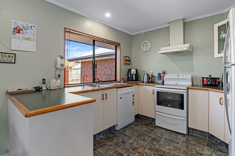 Photo of property in 13 Stagg Place, Brightwater, 7022