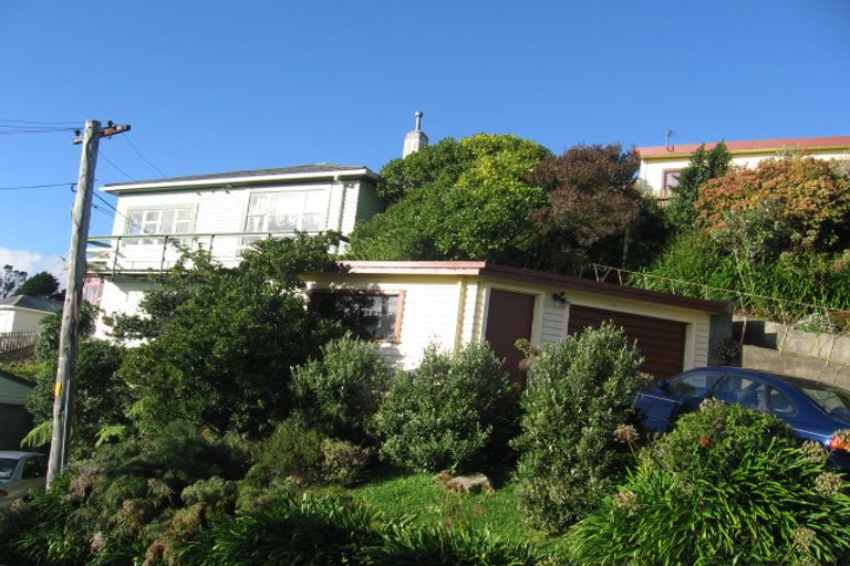 Photo of property in 25 Chesterton Street, Johnsonville, Wellington, 6037