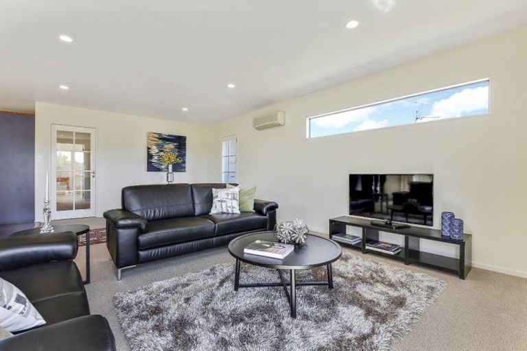 Photo of property in 28a James Cook Drive, Whitby, Porirua, 5024