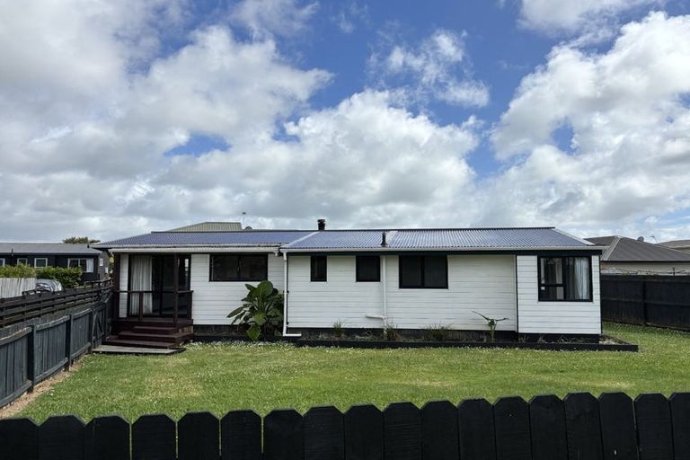 Photo of property in 2 Channel View Road, Clarks Beach, Pukekohe, 2679