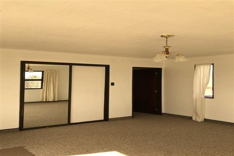 Photo of property in 1 Rimu Street, Levin, 5510