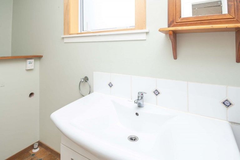 Photo of property in 20 Winter Street, Mangapapa, Gisborne, 4010