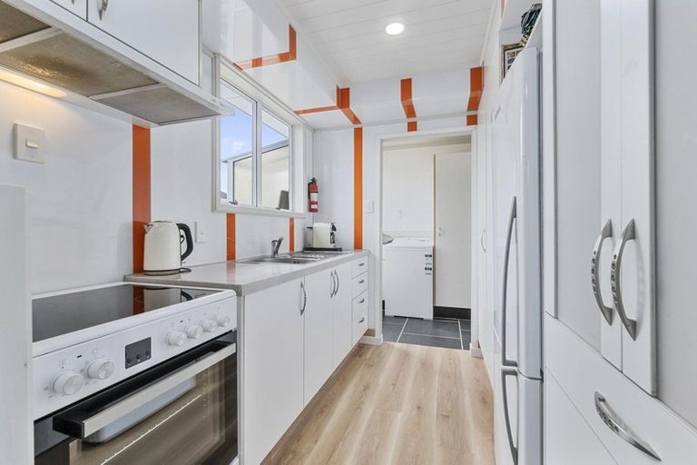 Photo of property in 1/227 Waitemata Drive, Ranui, Auckland, 0612