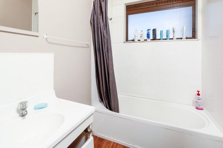 Photo of property in 44 Lloyd Drive, Nawton, Hamilton, 3200