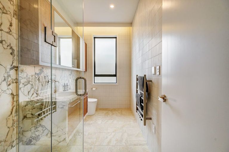 Photo of property in 10 Taha Puke Road, Okura Bush, Silverdale, 0794