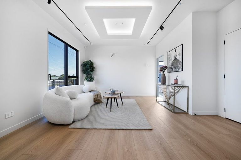 Photo of property in 31a Wallace Road, Mangere Bridge, Auckland, 2022