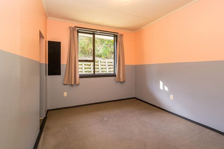 Photo of property in 1 Shirley Place, Kenmure, Dunedin, 9011