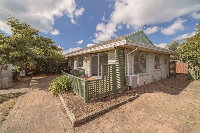 Photo of property in 1/63a Vivian Street, Burwood, Christchurch, 8083