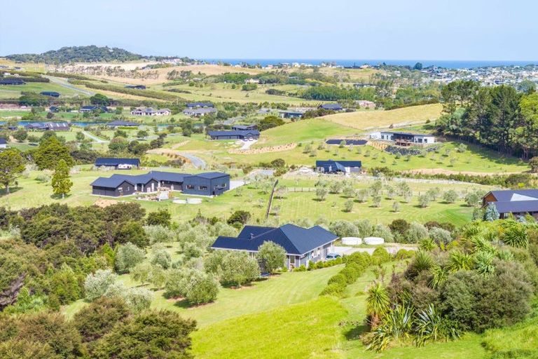 Photo of property in 157 Robert Hastie Drive, Mangawhai, 0573