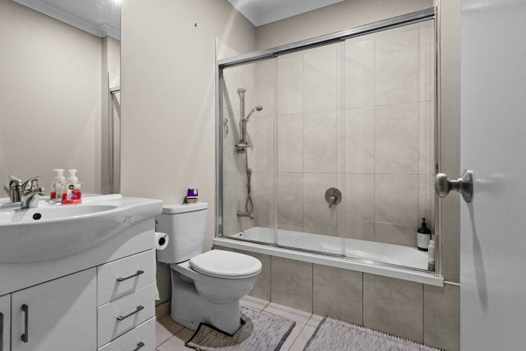 Photo of property in 25 Pacific Avenue, Poraiti, Napier, 4112