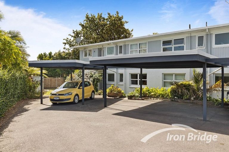 Photo of property in 3/133 Shakespeare Road, Milford, Auckland, 0620