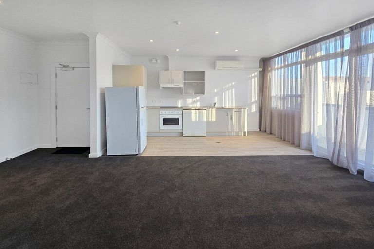 Photo of property in Mclean Towers, 3h/3 Shakespeare Road, Napier South, Napier, 4110