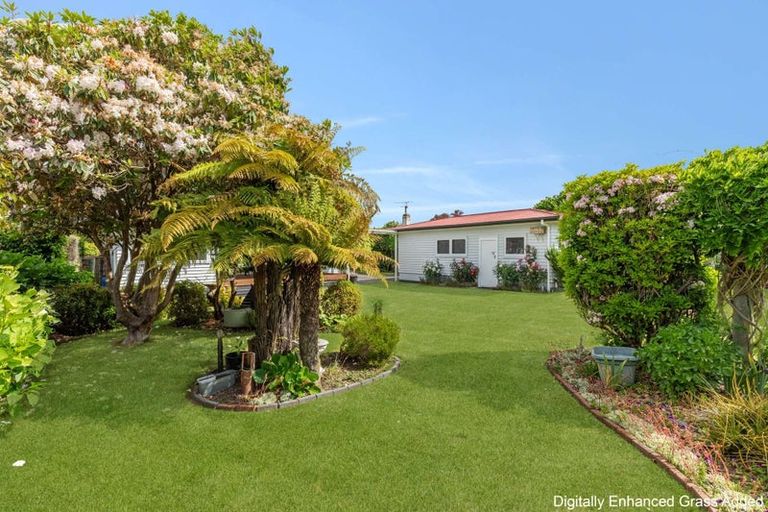 Photo of property in 1 Island View Road, Western Heights, Rotorua, 3015