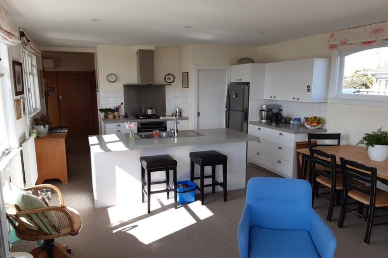 Photo of property in 68 Awamoa Road, Holmes Hill, Oamaru, 9401