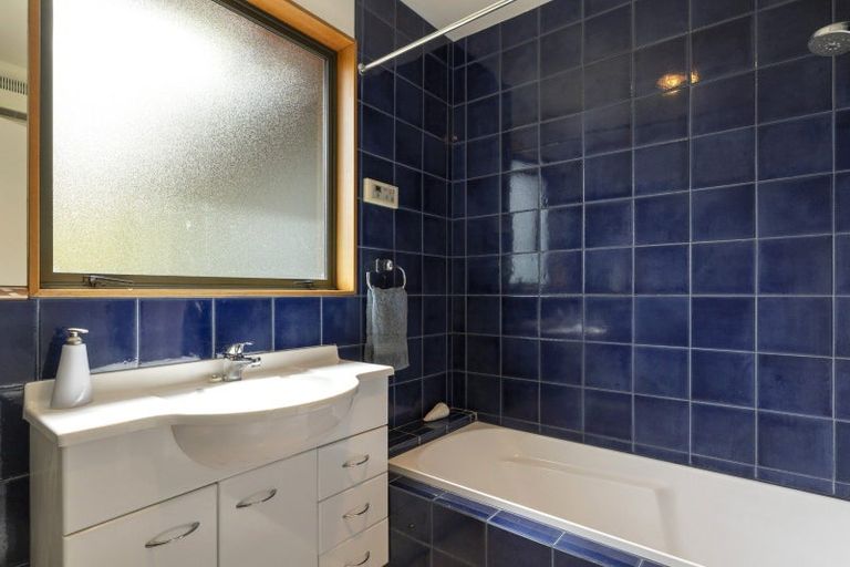 Photo of property in 51 Chesham Avenue, Waipahihi, Taupo, 3330