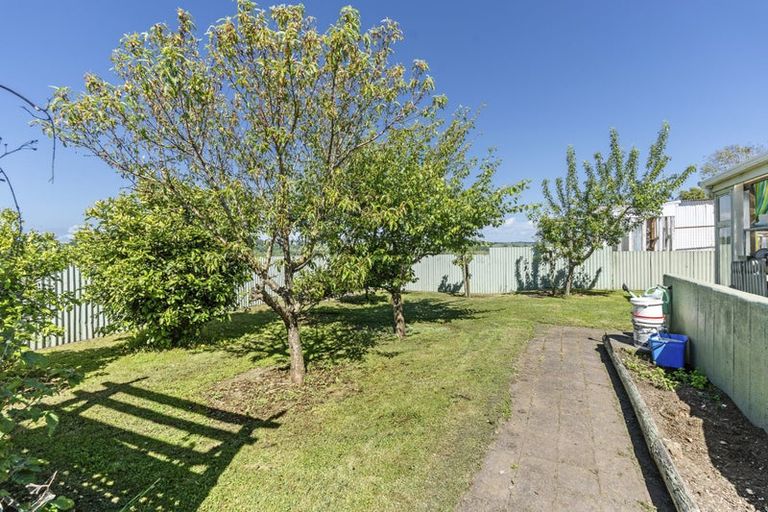 Photo of property in 1416 Devon Road, Brixton, Waitara, 4382