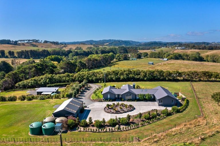 Photo of property in 265 Forestry Road, Waitoki, Kaukapakapa, 0871