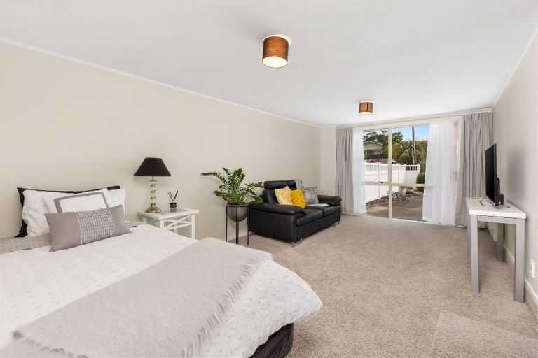 Photo of property in 1/20 Pine Road, Orewa, 0931