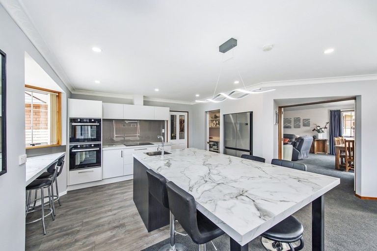 Photo of property in 3 Oldham Place, Darfield, 7510